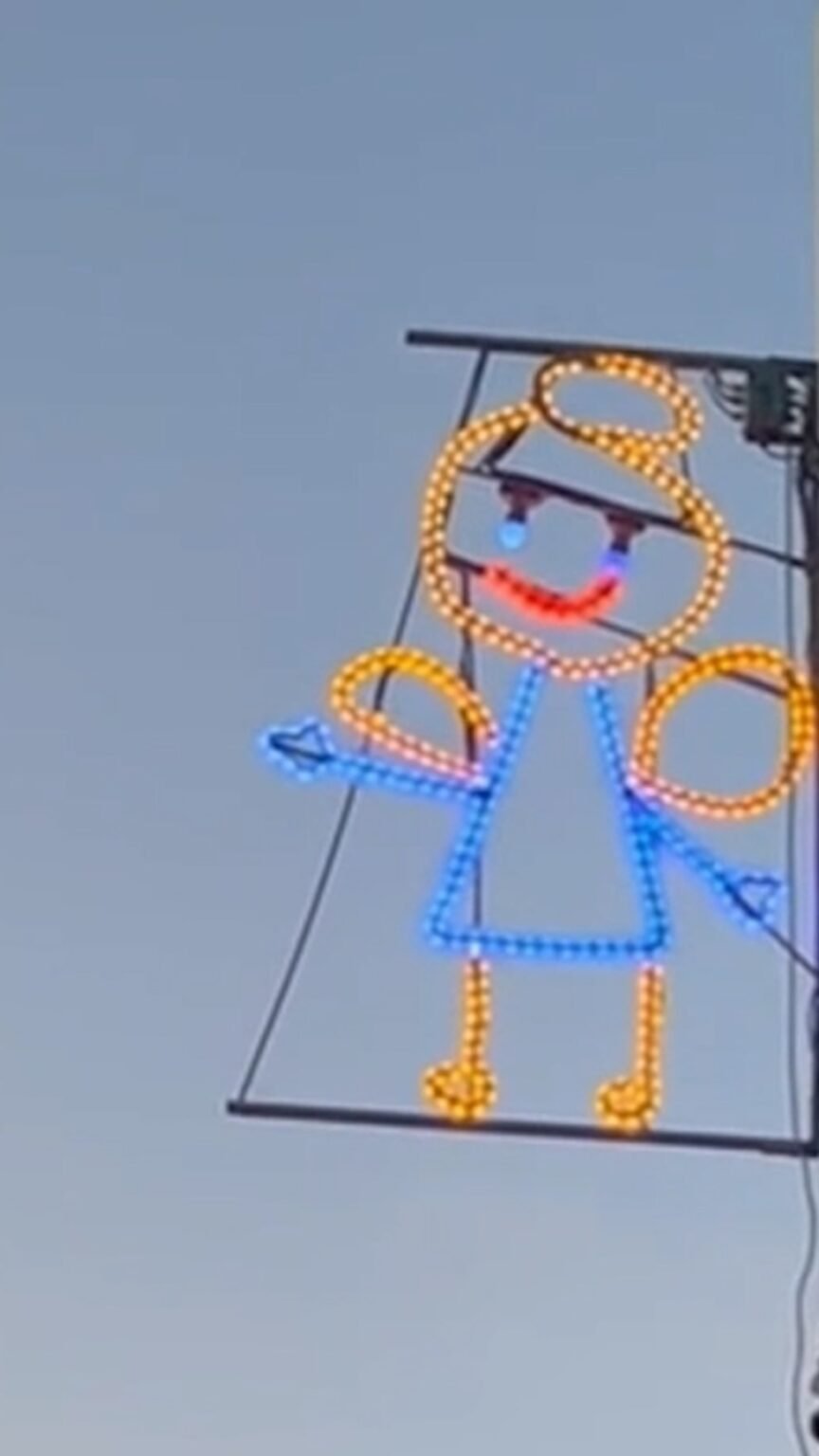 WATCH: This Scottish town's Christmas lights were designed by local students