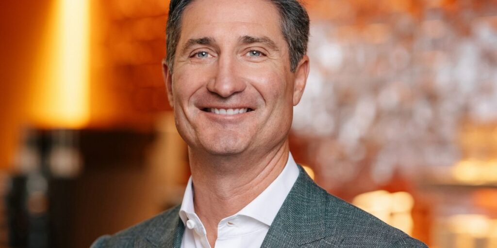Brian Niccol has one job at Starbucks: Fix the vibes