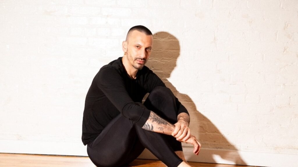 SaltDrop Founder Dino Malvone Shares Why Greta Gerwig Loves His Flowy and Dynamic Mat-Based Workouts