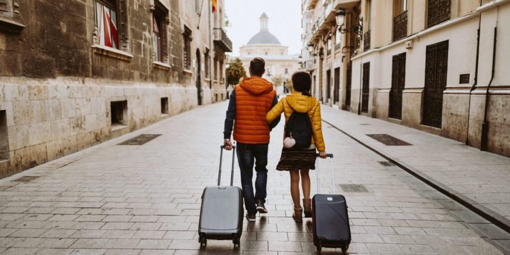 This former American helps expats relocate. Here’s what he wishes U.S. citizens considered before moving abroad