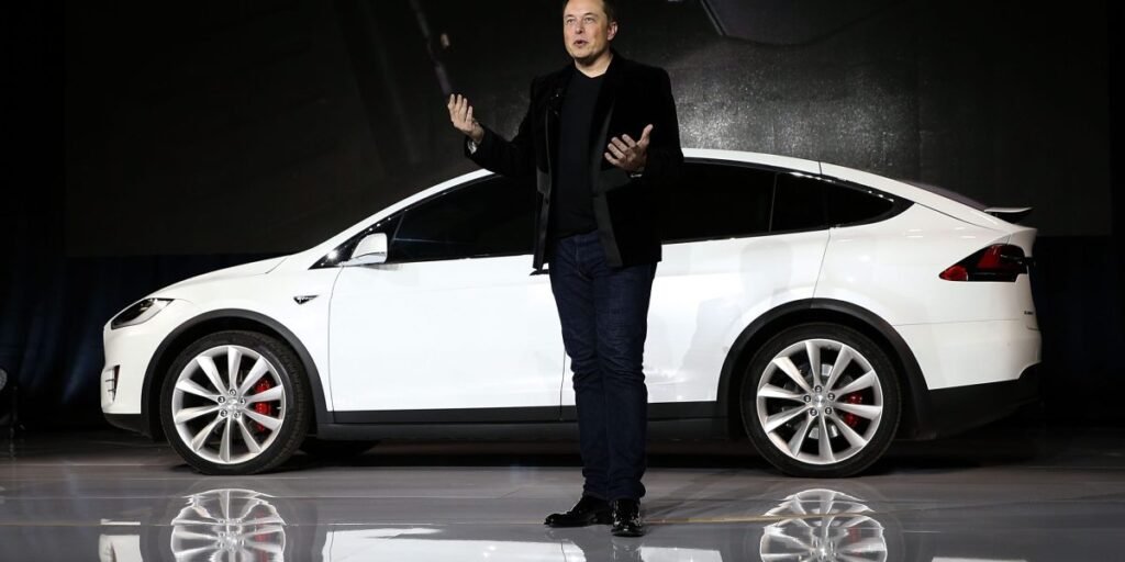JPMorgan drops suit against Tesla over Musk tweet, warrants