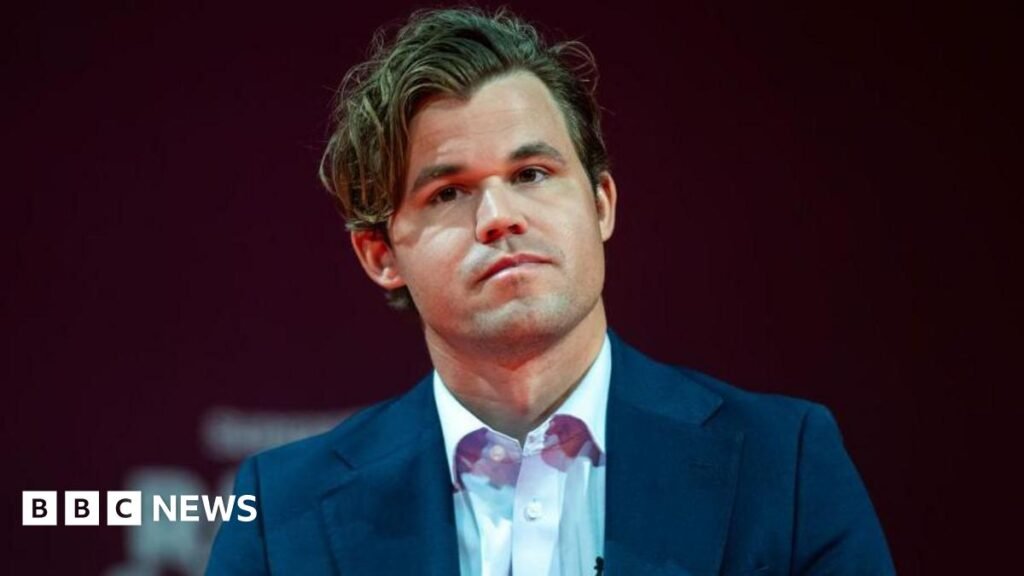 Carlsen to rejoin chess championship after jeans dispute resolved