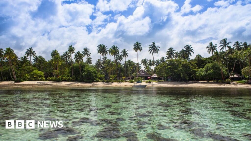 Seven tourists in Fiji hospital with suspected alcohol poisoning