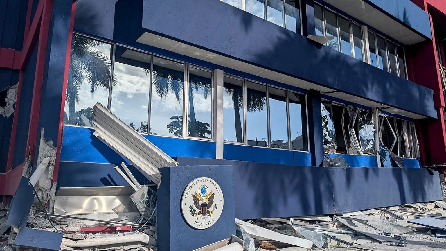 7.3 magnitude earthquake damages US Embassy in Vanuatu