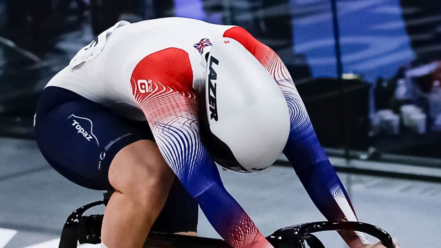 Katy Marchant: Team GB Olympic cyclist involved in huge crash at UCI Track Champions League event | Cycling News