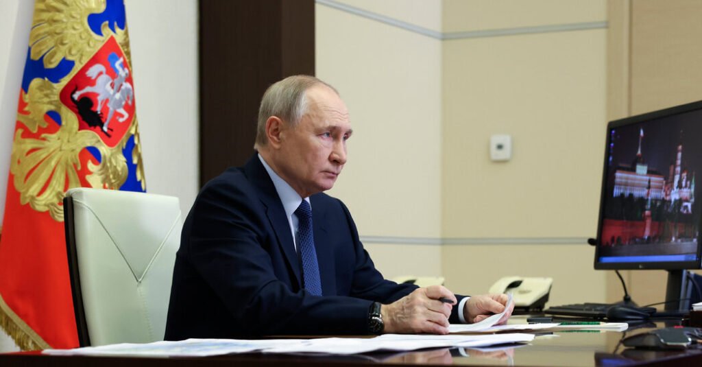 Biden Aides Warned Putin as Russia’s Shadow War Threatened Air Disaster