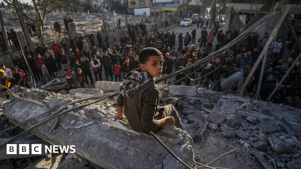 Gaza awaits ceasefire, fearing last-minute catastrophes