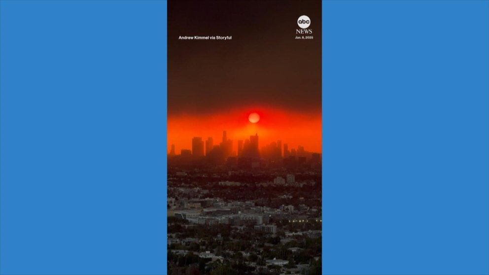 WATCH: Smoke from wildfire creates eerie haze shrouding Los Angeles skyline