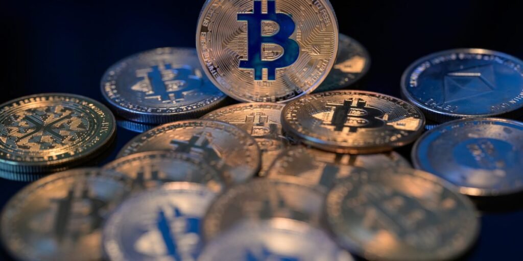 Fidelity predicts countries and central banks that once avoided Bitcoin will start buying it in 2025