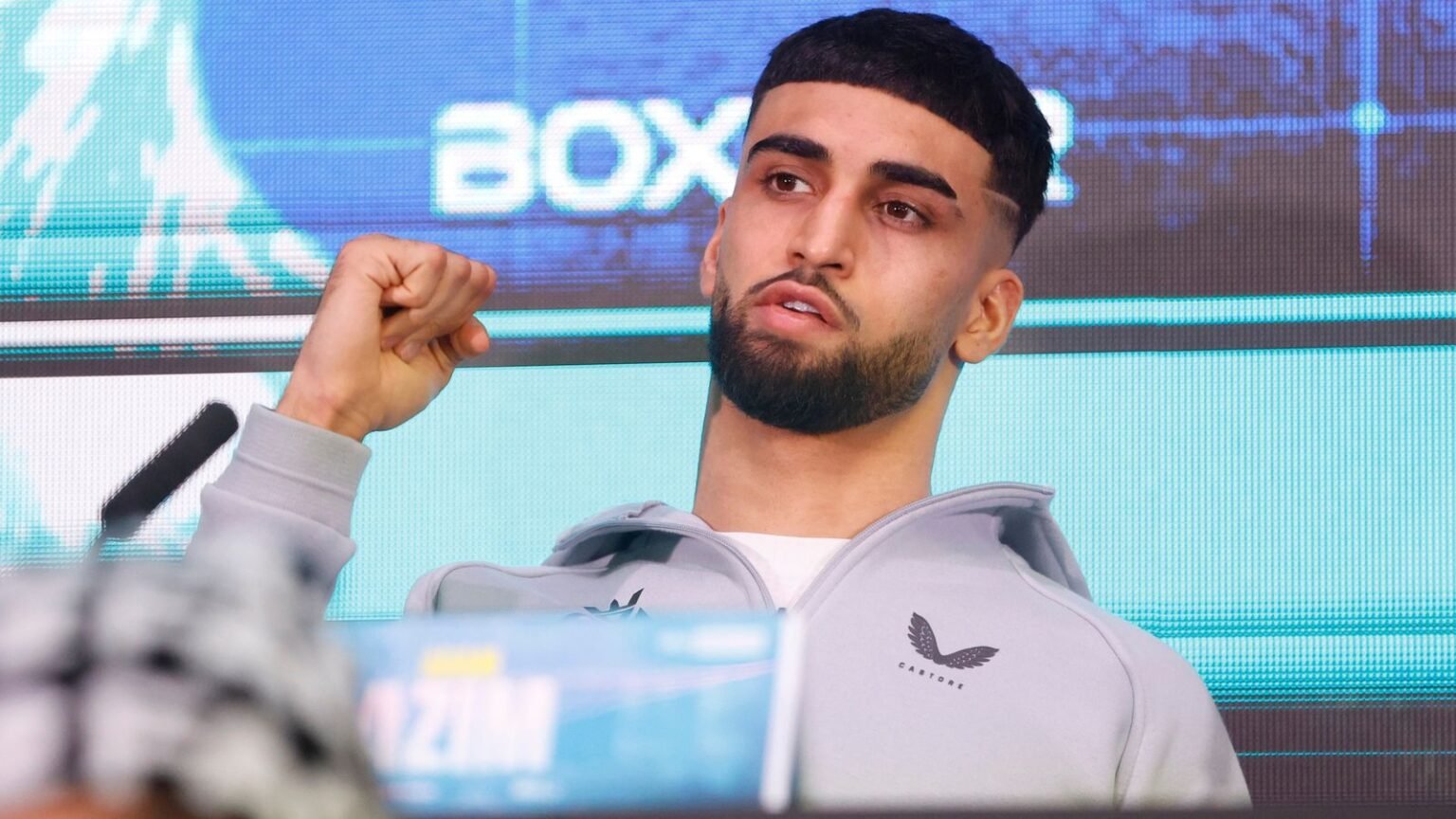 Adam Azim tells Sergey Lipinets: ‘You won’t go past six rounds!’ as Elvis Ahorgah launches tirade at Callum Simpson | Boxing News