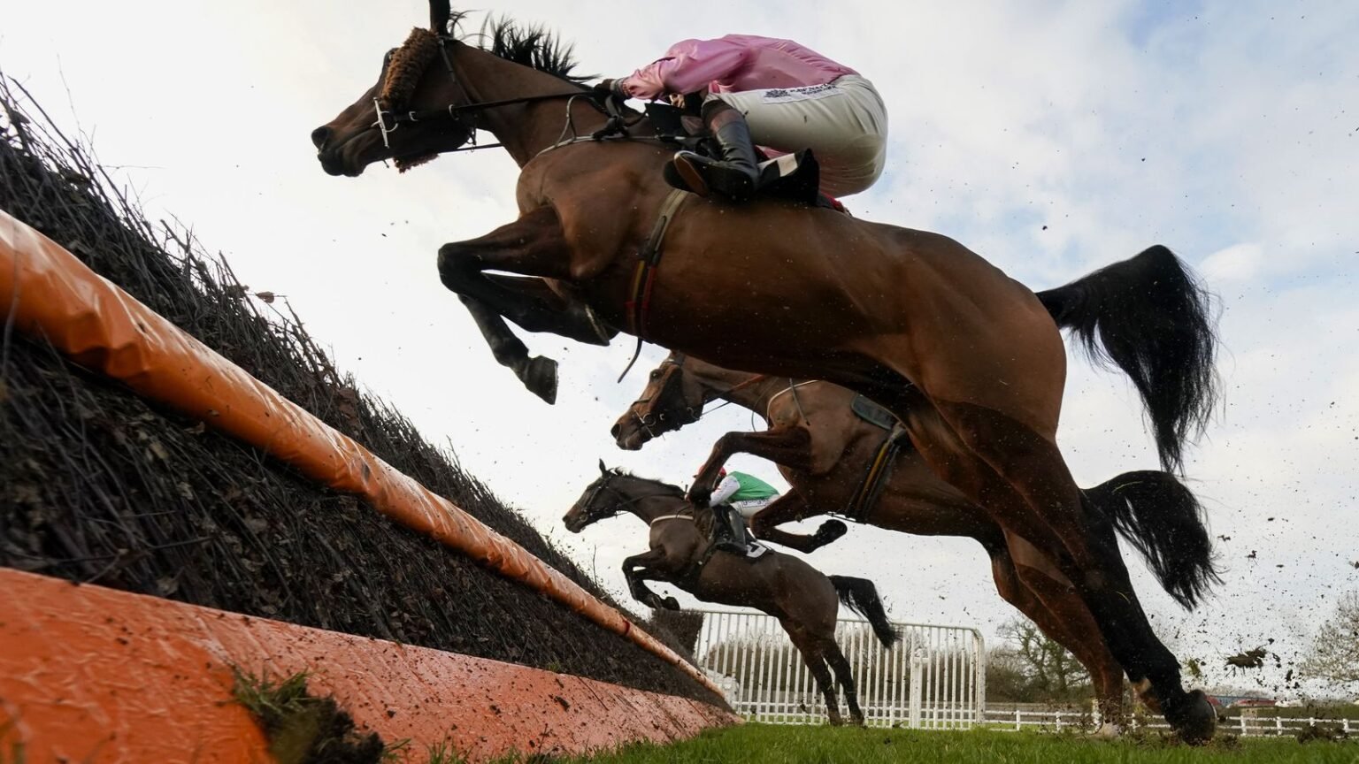 Today on Sky Sports Racing: Unanswered Prayers faces Dom Of Mary in Sussex National | Racing News