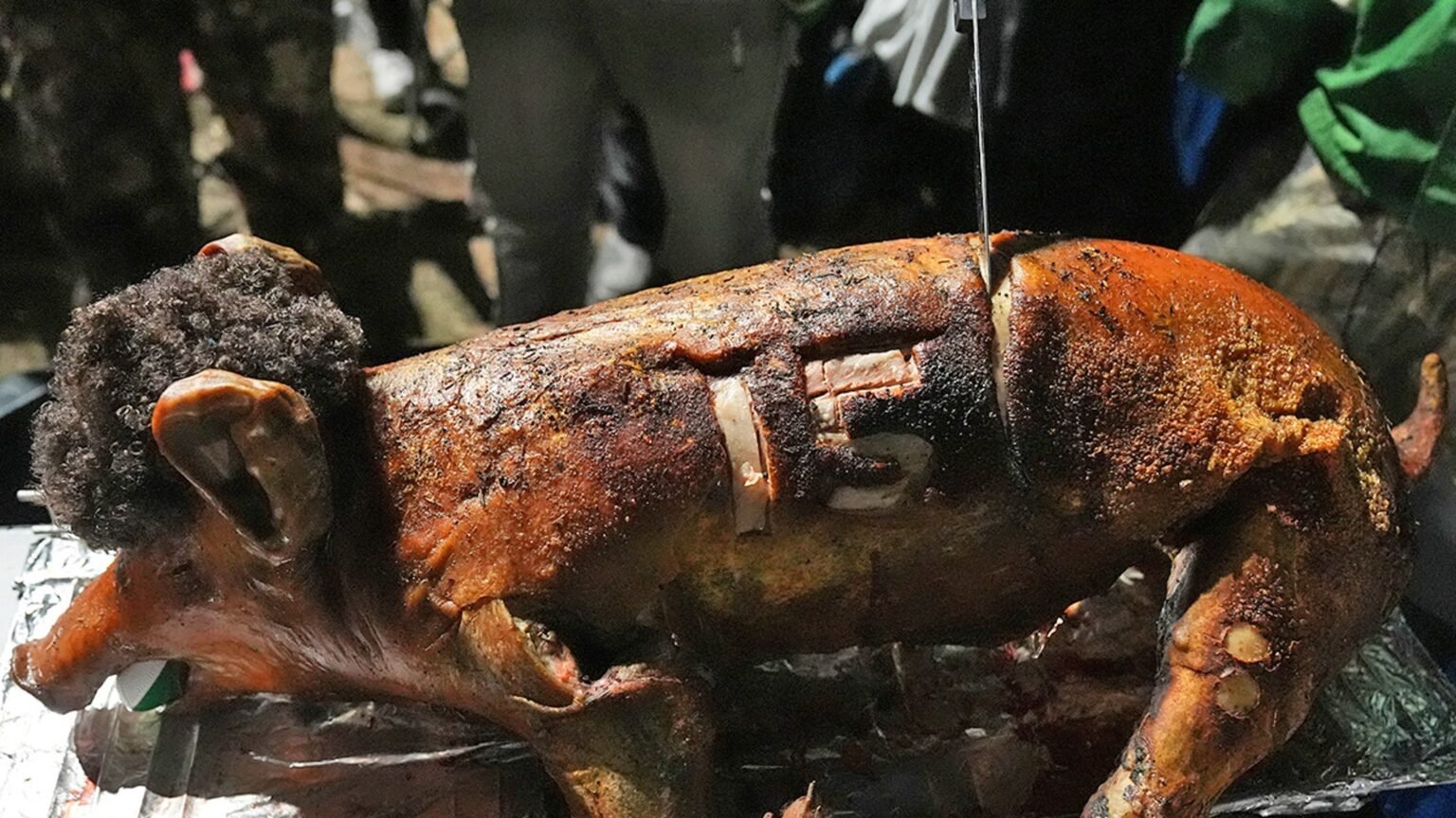 Eagles Fans Roast Patrick Mahomes-Themed Pig At Super Bowl Parade
