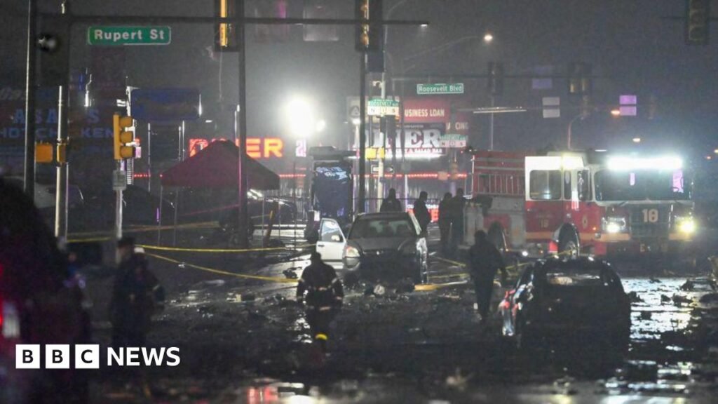 Jet company identifies victims of Philadelphia air ambulance crash