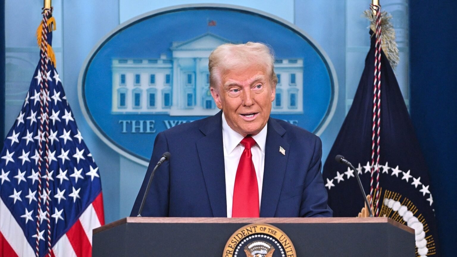 Trump rails against DEI after DC plane crash, but it doesn’t apply to air traffic controllers