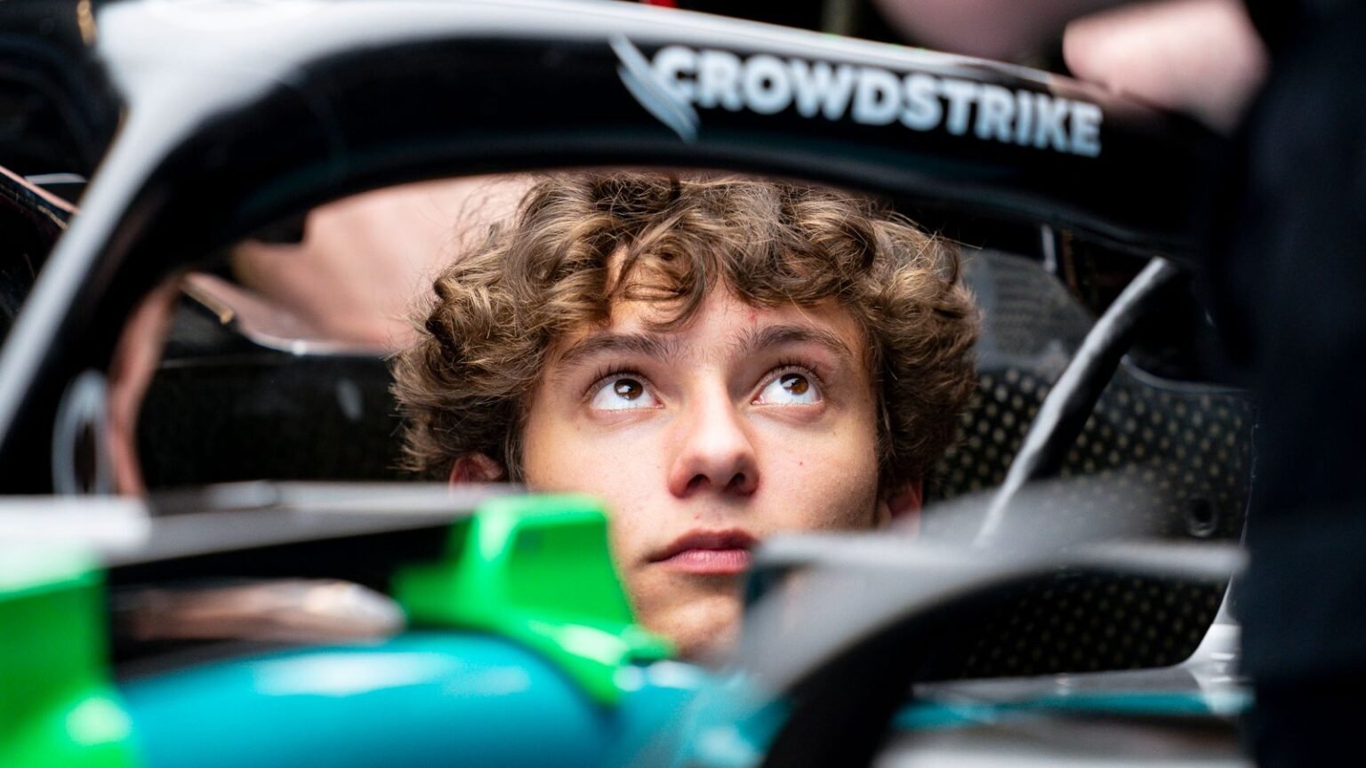 Mercedes driver Andrea Kimi Antonelli rejects Lewis Hamilton comparison ahead of debut Formula 1 season | F1 News