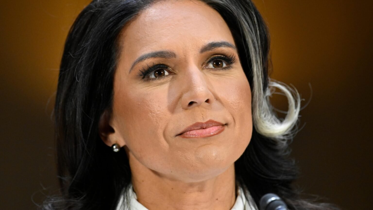 Tulsi Gabbard, Trump’s pick to oversee US spy agencies, advances to Senate confirmation vote