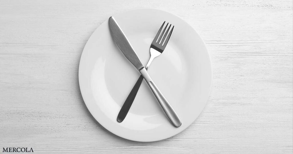 Do You Eat a Meal in 20 Minutes or Less? It Might Be Time to Slow Down