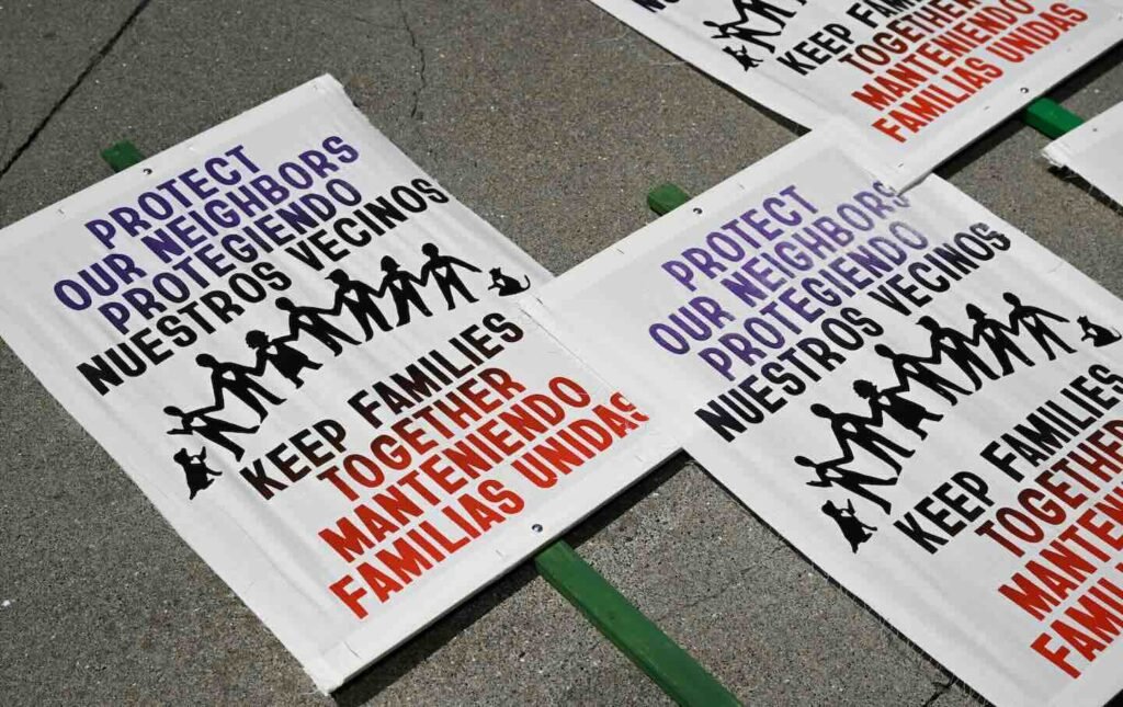 California Lawmakers Fight Back Against Trump’s Secret Police Force